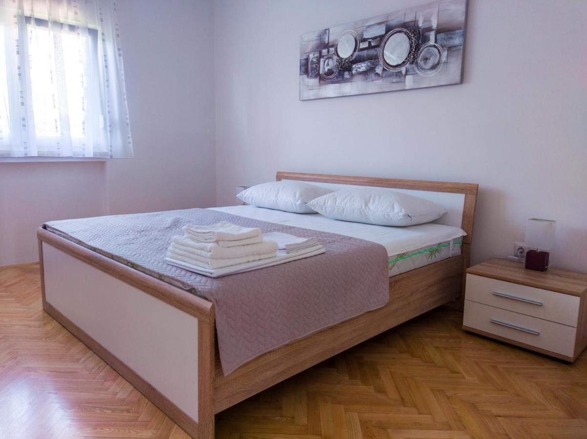 Cimerman Apartment *